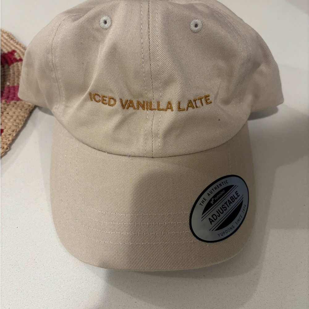 alfred iced vanilla latte hat